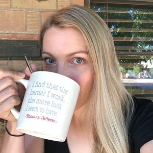 Meet your Posher, Crystal